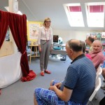 Powiększ zdjęcie Wizyta podopiecznych Środowiskowego Domu samopomocy w Mrozach w bibliotece