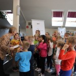 Powiększ zdjęcie uczestnicy projektu Literackie podróże te małe i te duże