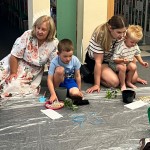 Powiększ zdjęcie Uczestnicy zajęć w klubie malucha w bibliotece