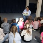 Powiększ zdjęcie Uczestnicy projektu Literackie podróże w bibliotece